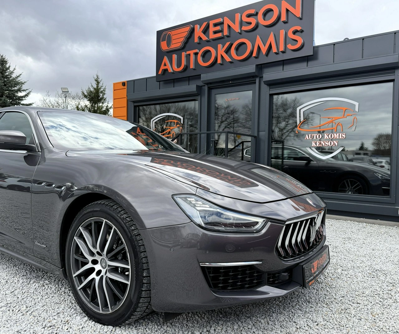 Maserati Ghibli - Zdjęcie 8