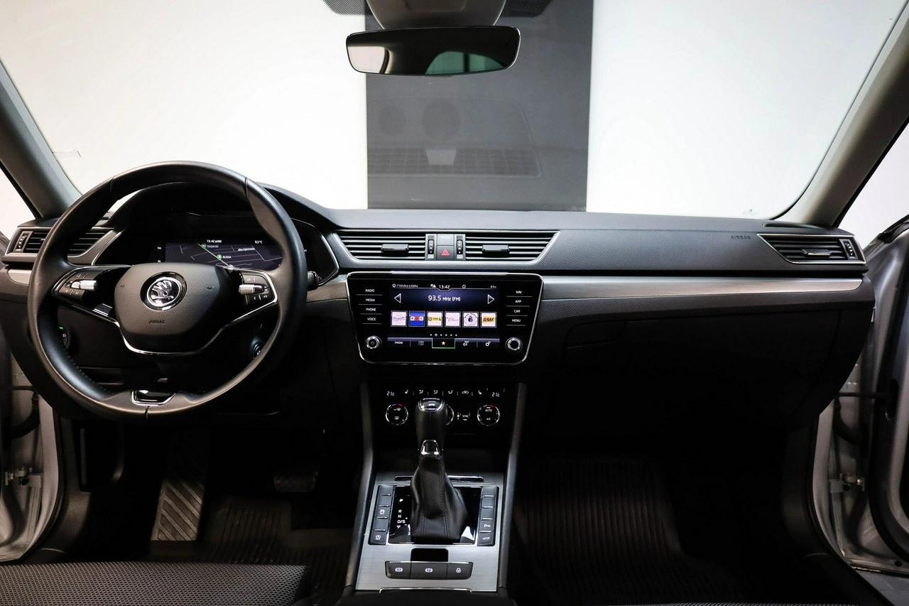 Skoda Superb - Zdjęcie 15