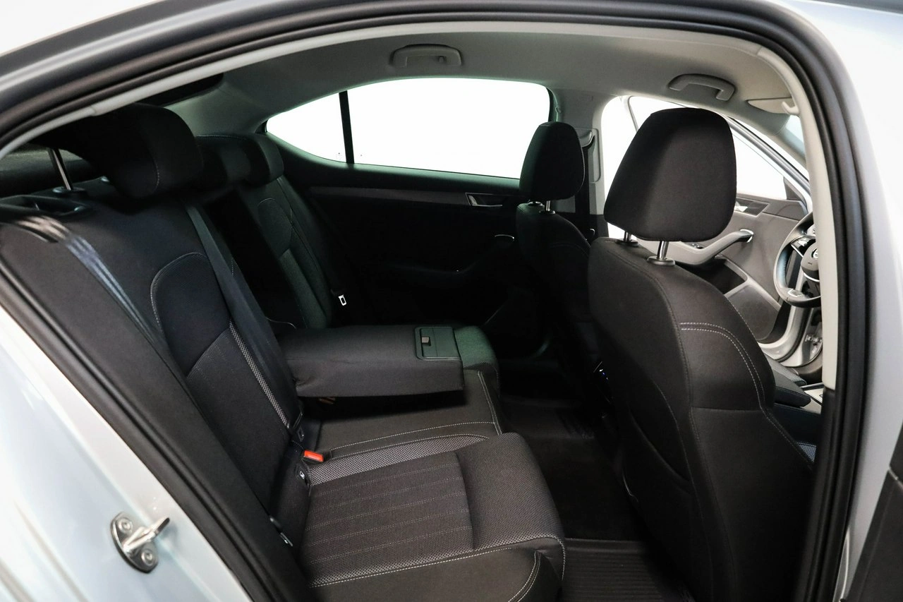 Skoda Superb - Zdjęcie 27