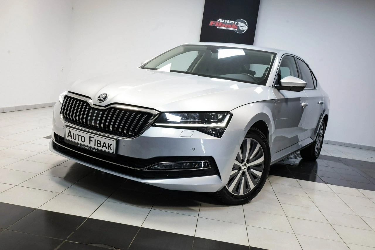 Skoda Superb - Zdjęcie 4