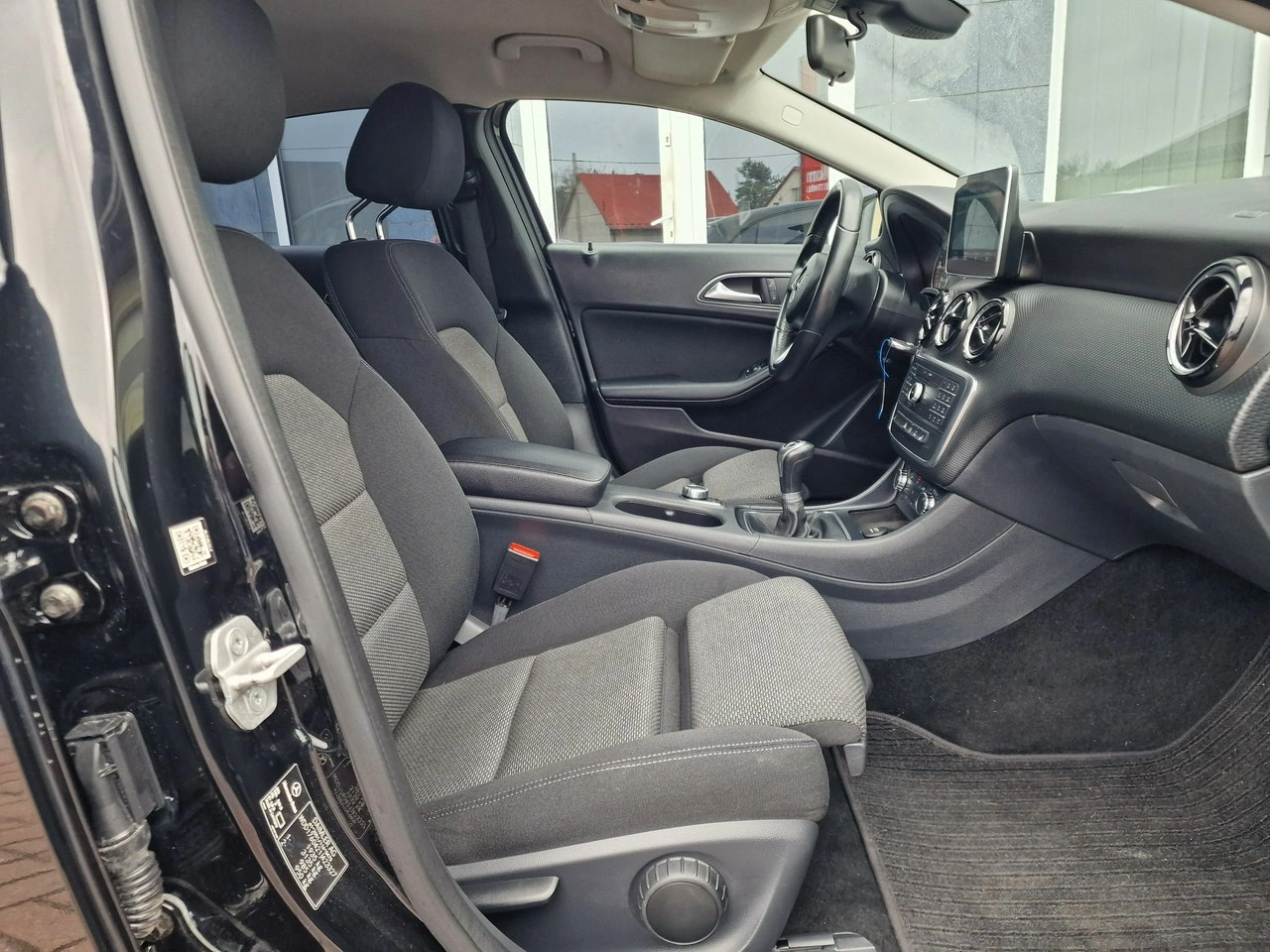 Mercedes A 180 - Zdjęcie 22