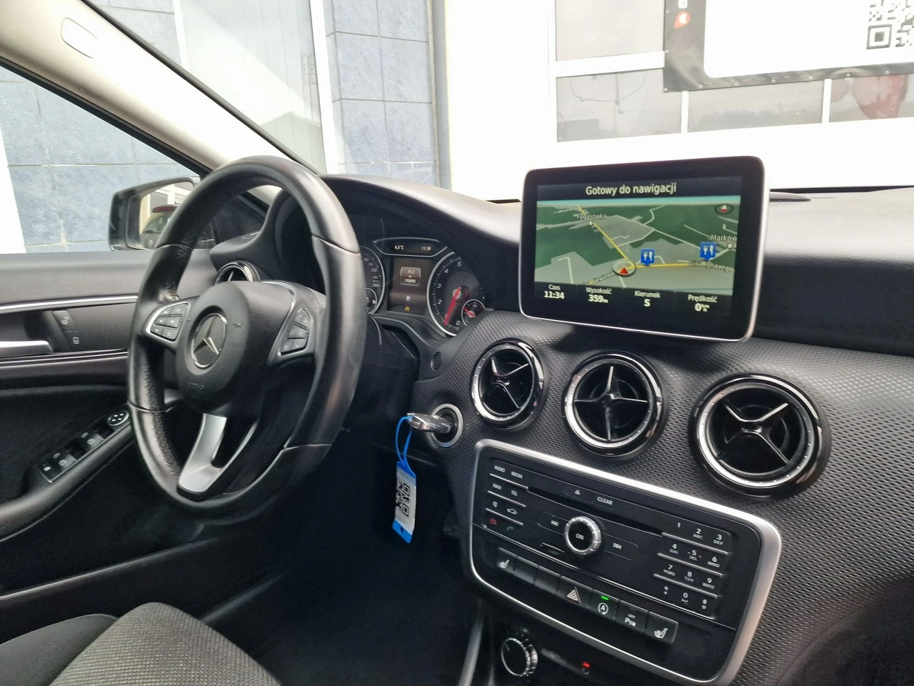 Mercedes A 180 - Zdjęcie 23