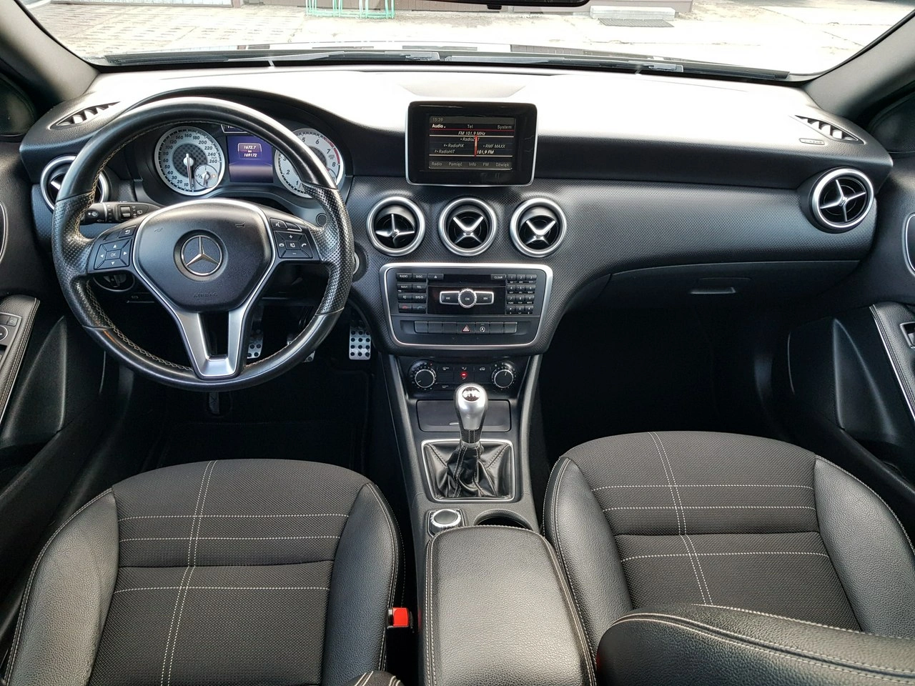 Mercedes A 180 - Zdjęcie 11