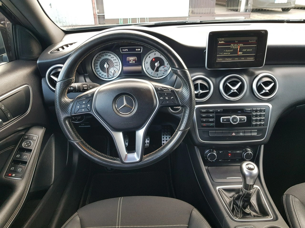 Mercedes A 180 - Zdjęcie 12