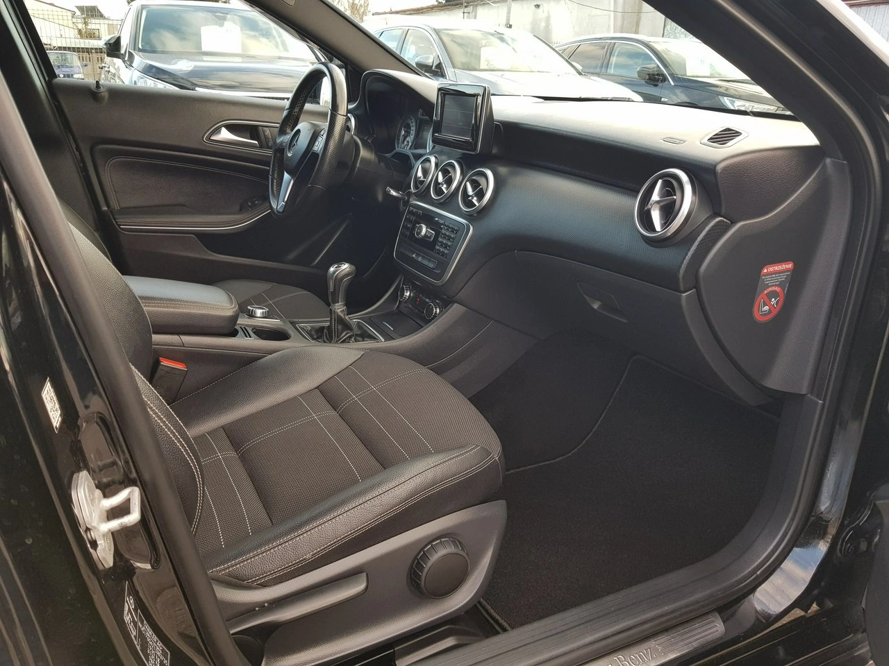 Mercedes A 180 - Zdjęcie 15