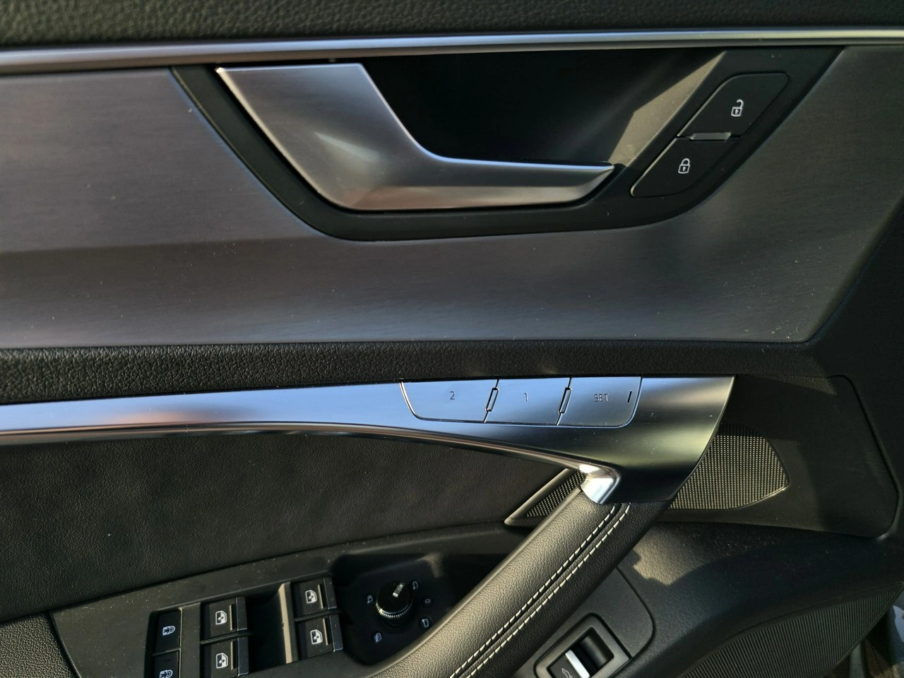 Audi A6 - Zdjęcie 16