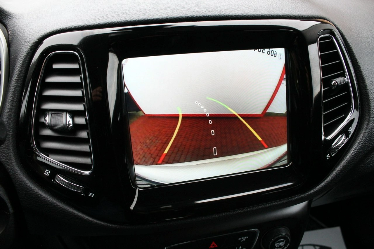 Jeep Compass - Zdjęcie 18