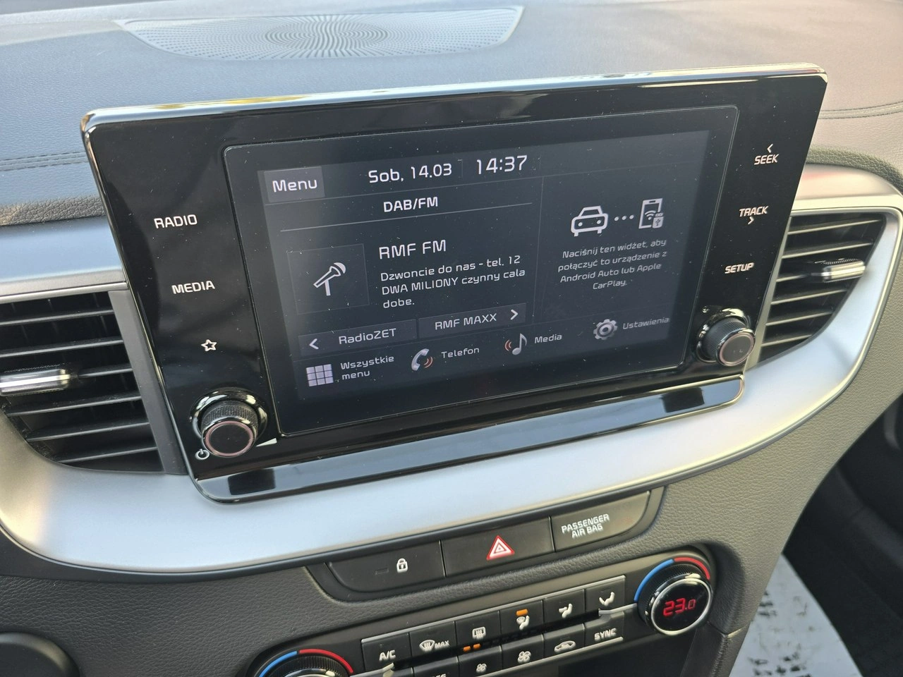 Kia Ceed - Zdjęcie 19