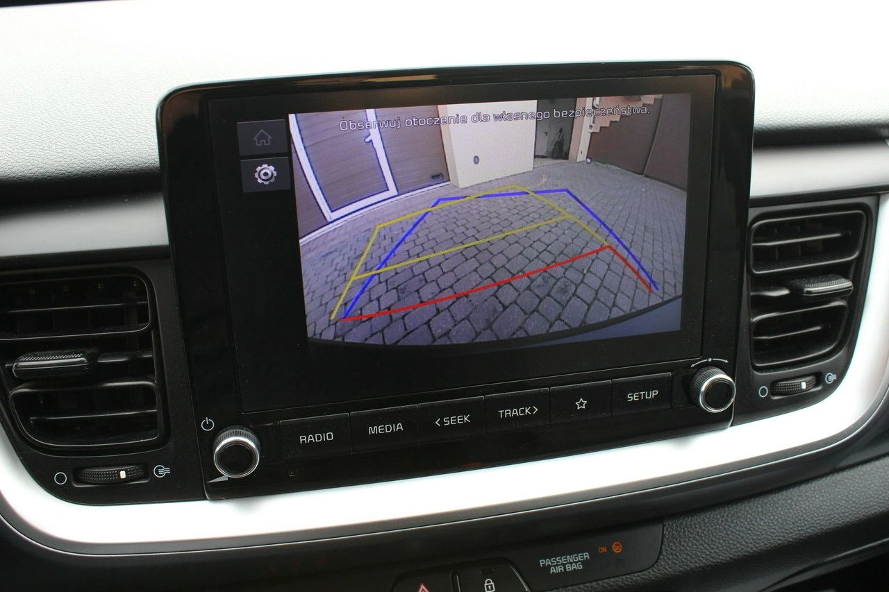 Kia Stonic - Zdjęcie 17