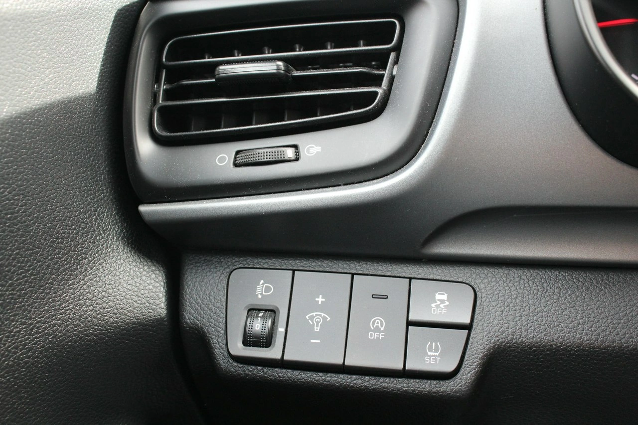 Kia Stonic - Zdjęcie 22