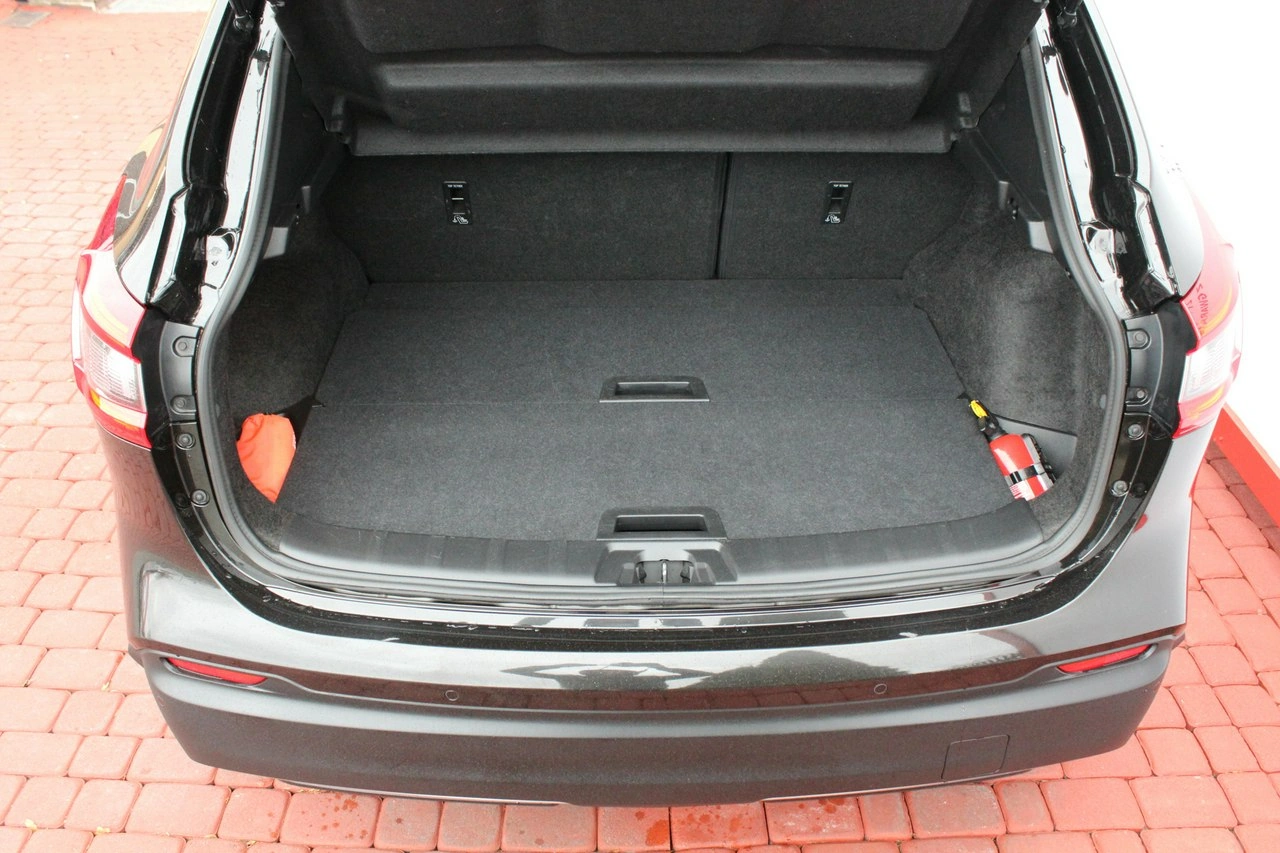 Nissan Qashqai - Zdjęcie 37
