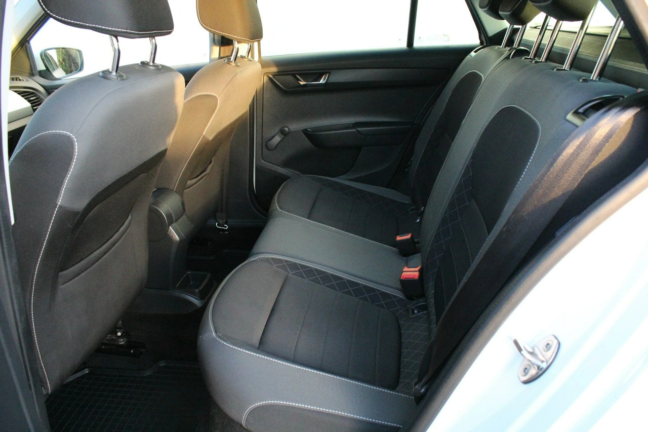 Skoda Fabia - Zdjęcie 9
