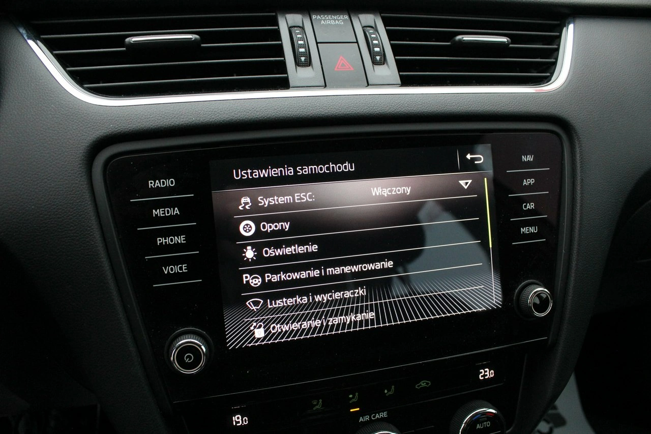 Skoda Octavia - Zdjęcie 20