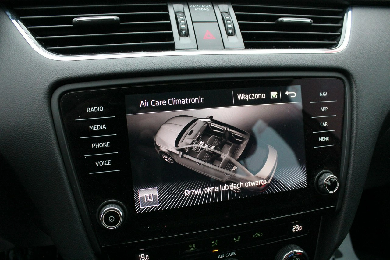 Skoda Octavia - Zdjęcie 22