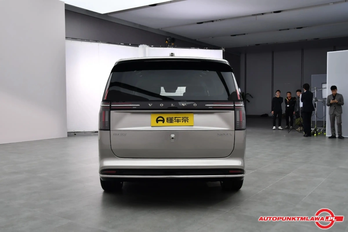 Volvo EM90 - Zdjęcie 5