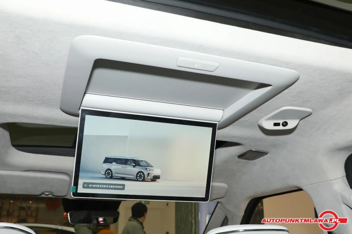 Volvo EM90 - Zdjęcie 15