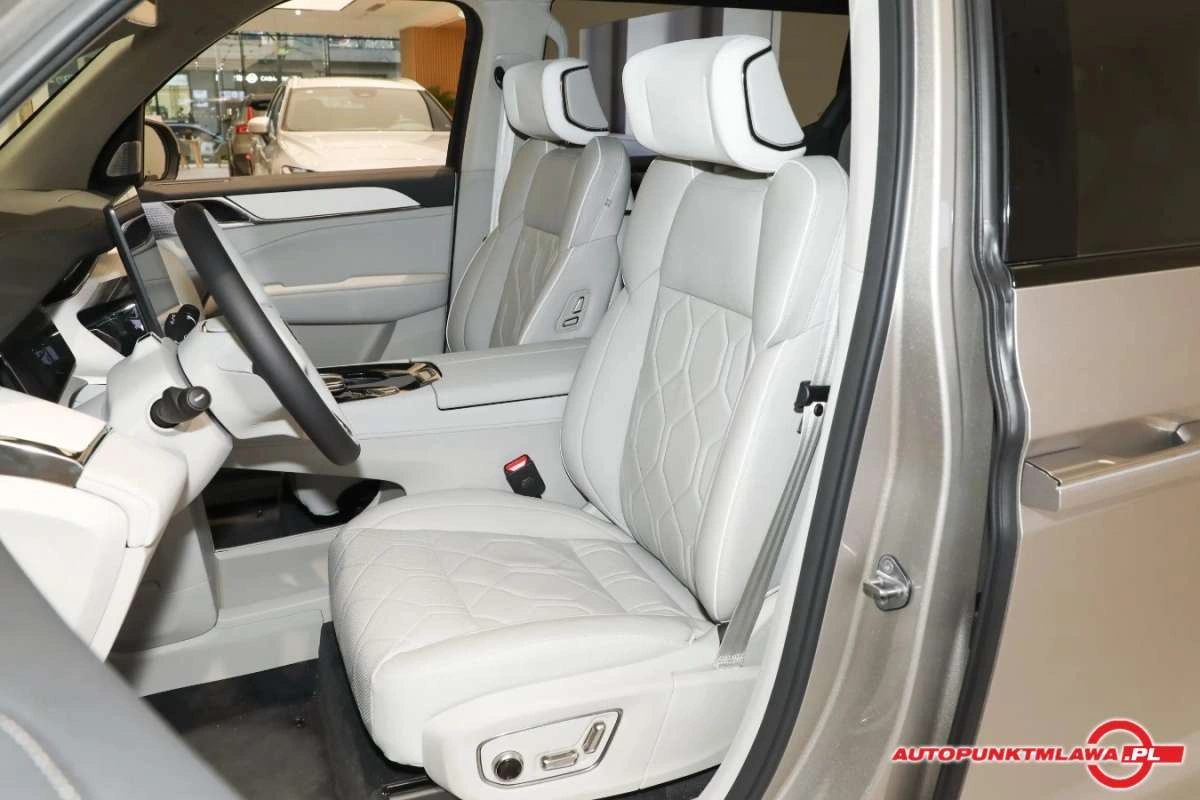 Volvo EM90 - Zdjęcie 11