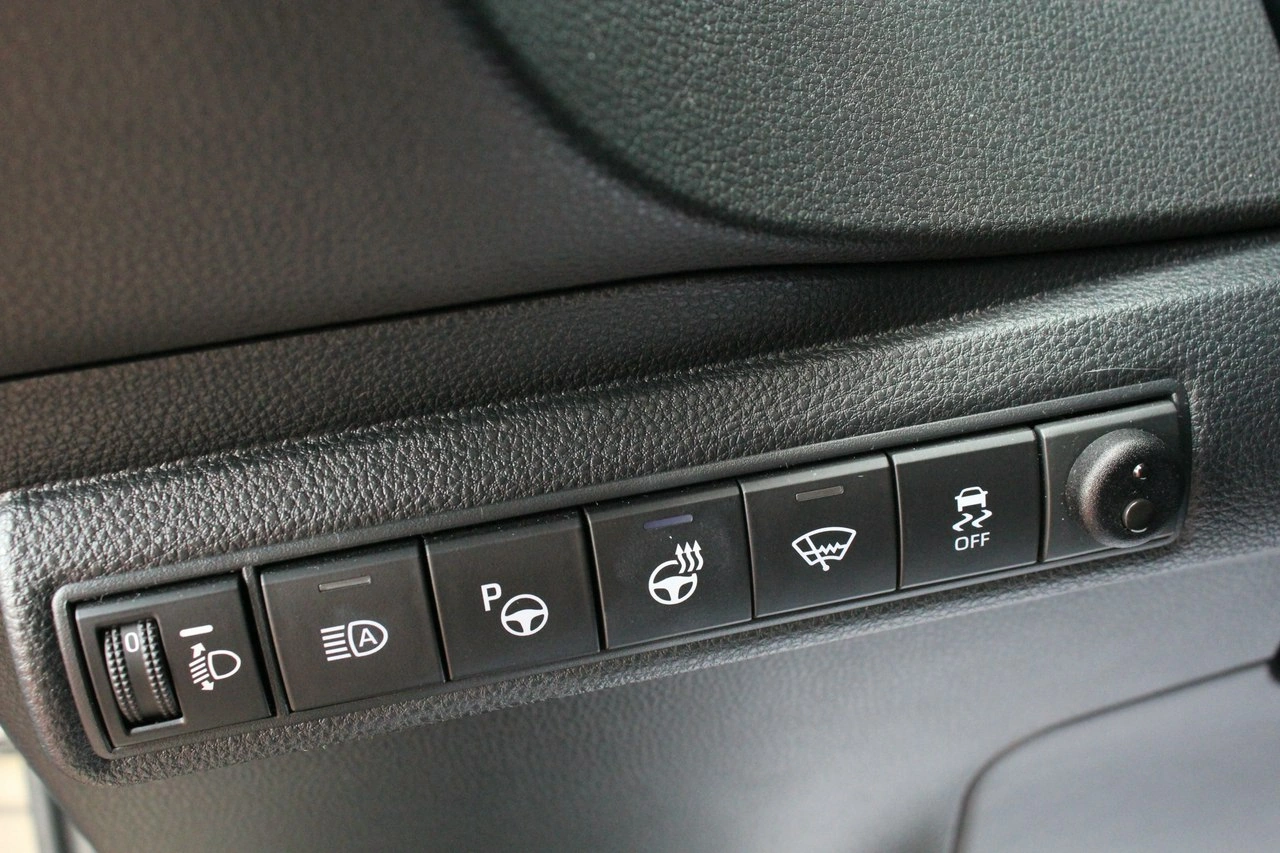 Toyota Corolla - Zdjęcie 18