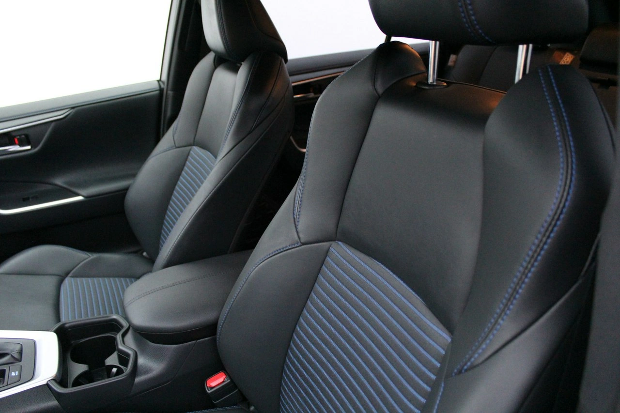 Toyota RAV-4 - Zdjęcie 14