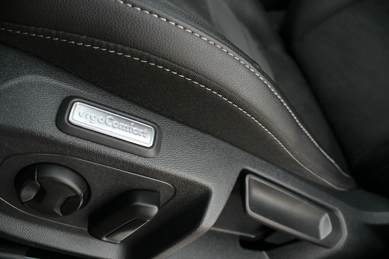 Volkswagen Arteon - Zdjęcie 16