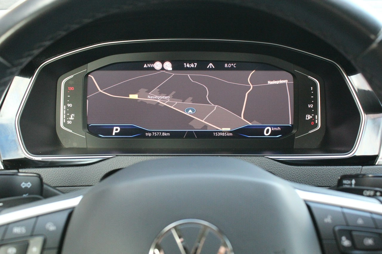 Volkswagen Passat - Zdjęcie 17