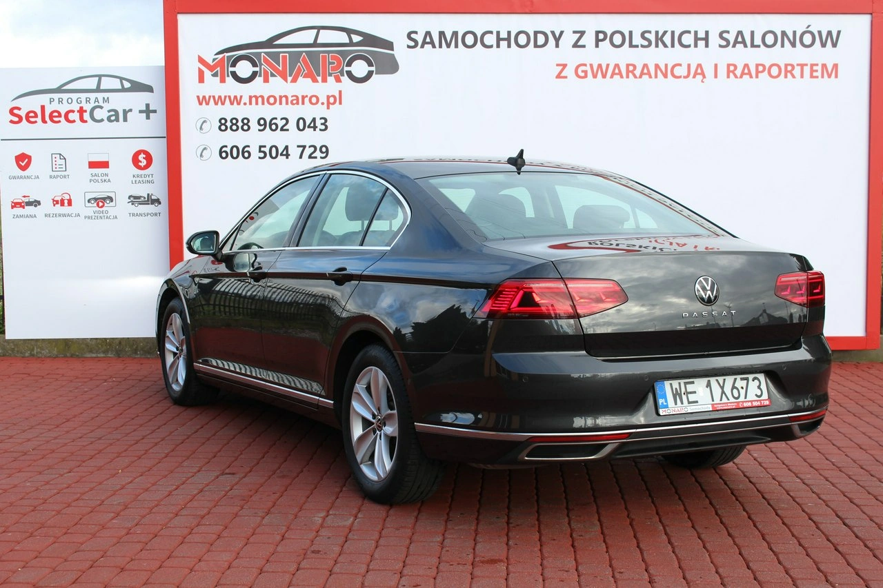Volkswagen Passat - Zdjęcie 1