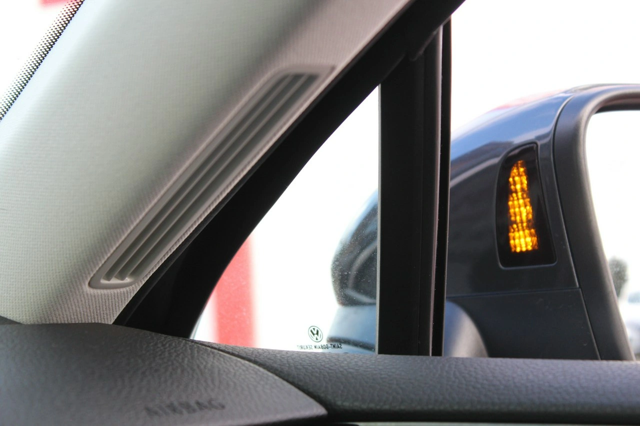 Volkswagen Passat - Zdjęcie 33