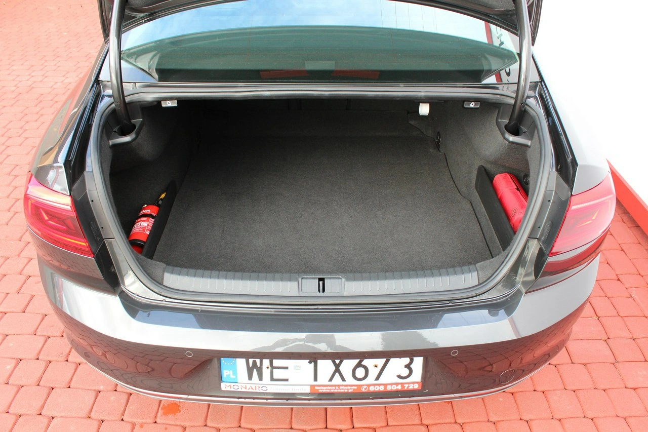 Volkswagen Passat - Zdjęcie 34