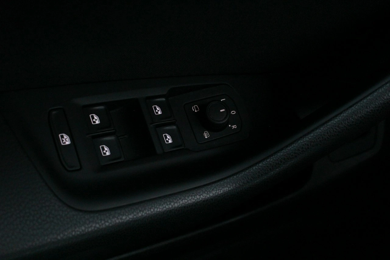 Volkswagen Passat - Zdjęcie 19