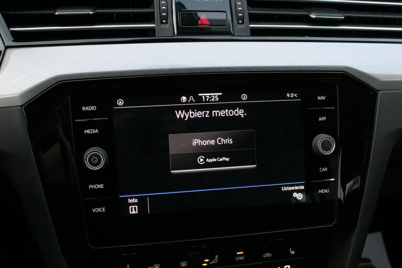 Volkswagen Passat - Zdjęcie 30