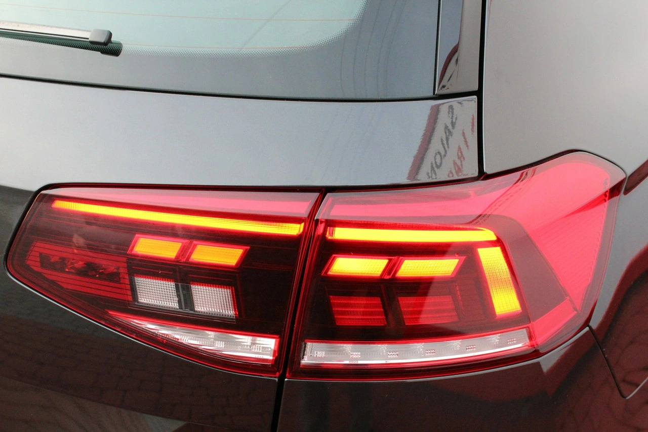 Volkswagen Passat - Zdjęcie 35