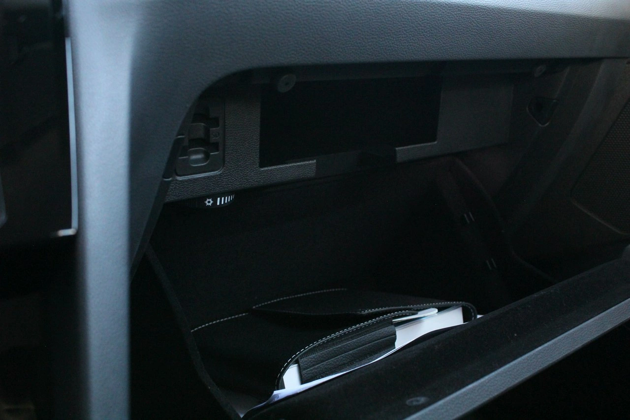 Volkswagen Passat - Zdjęcie 23