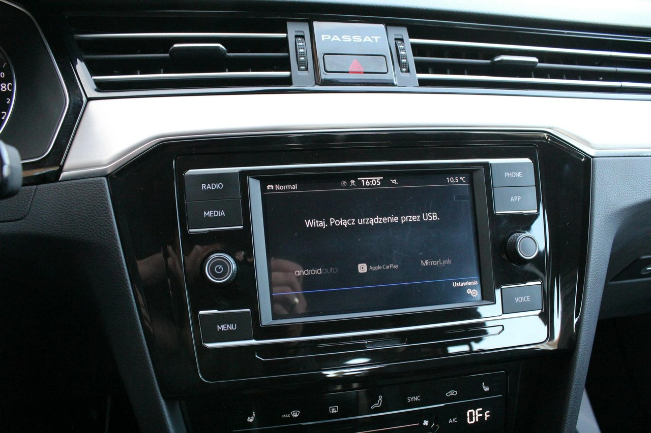 Volkswagen Passat - Zdjęcie 27