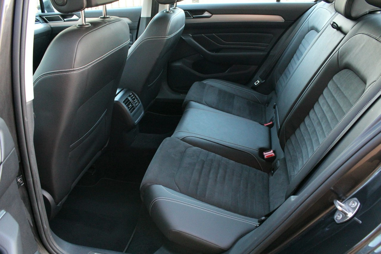 Volkswagen Passat - Zdjęcie 9