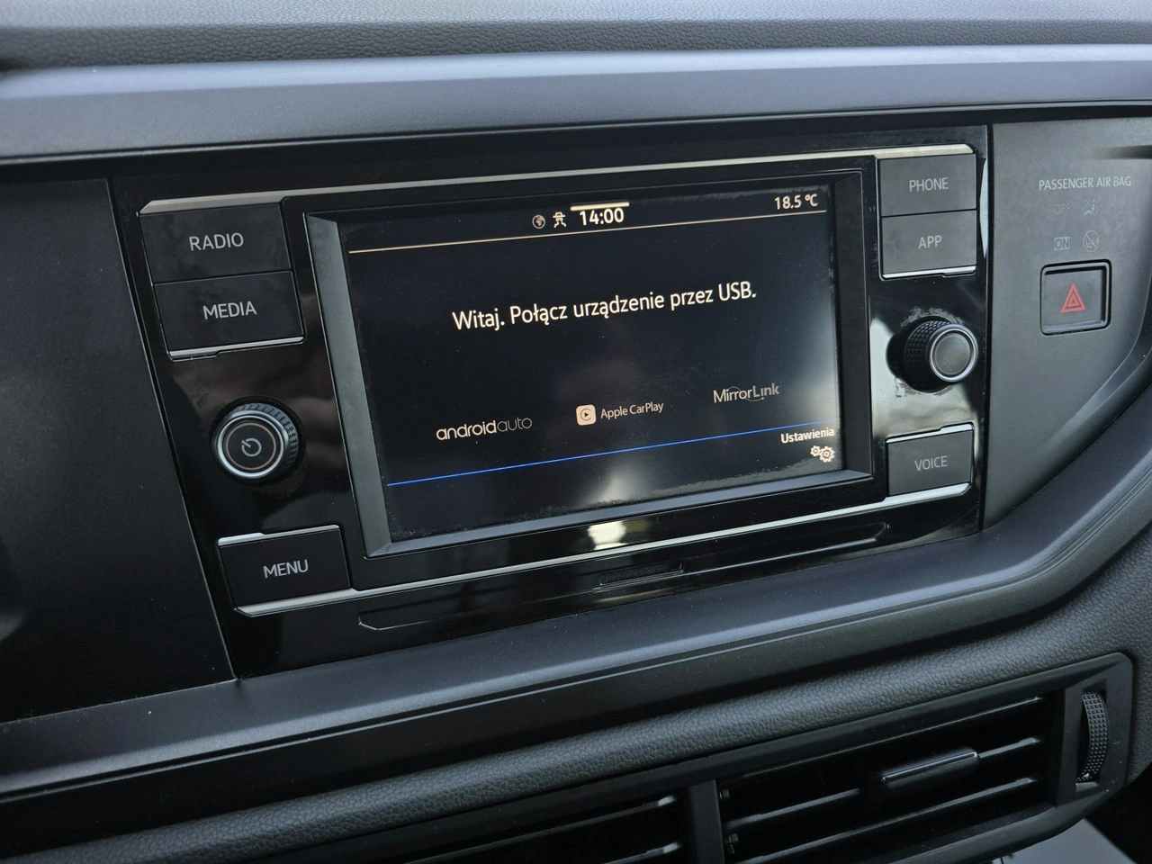 Volkswagen Polo - Zdjęcie 20