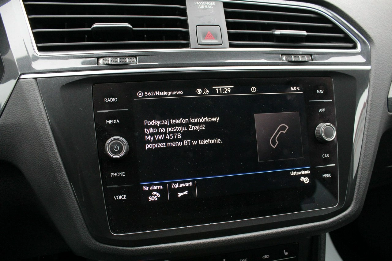 Volkswagen Tiguan - Zdjęcie 22