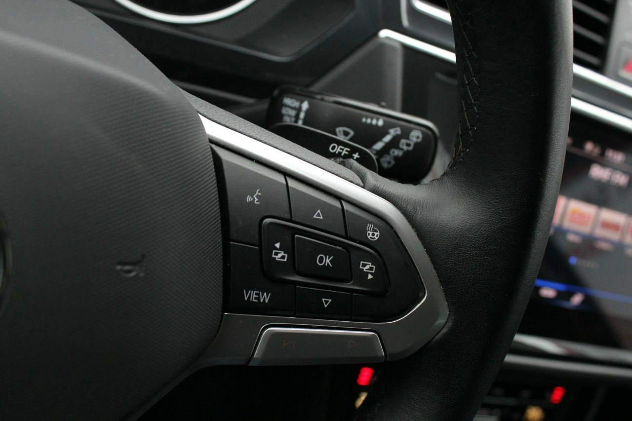 Volkswagen Tiguan - Zdjęcie 30