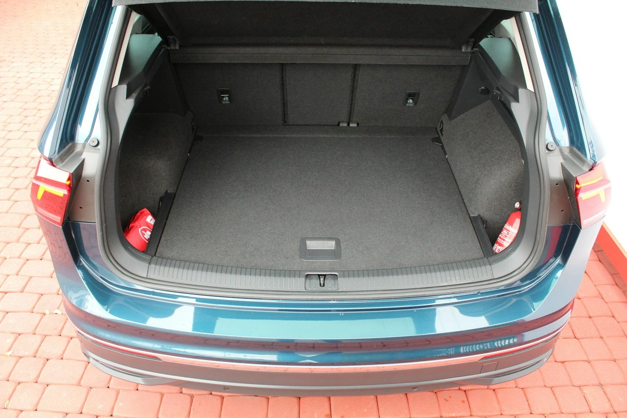 Volkswagen Tiguan - Zdjęcie 32