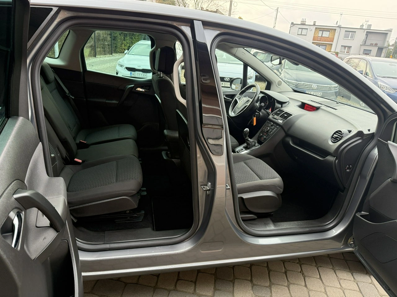 Opel Meriva - Zdjęcie 22