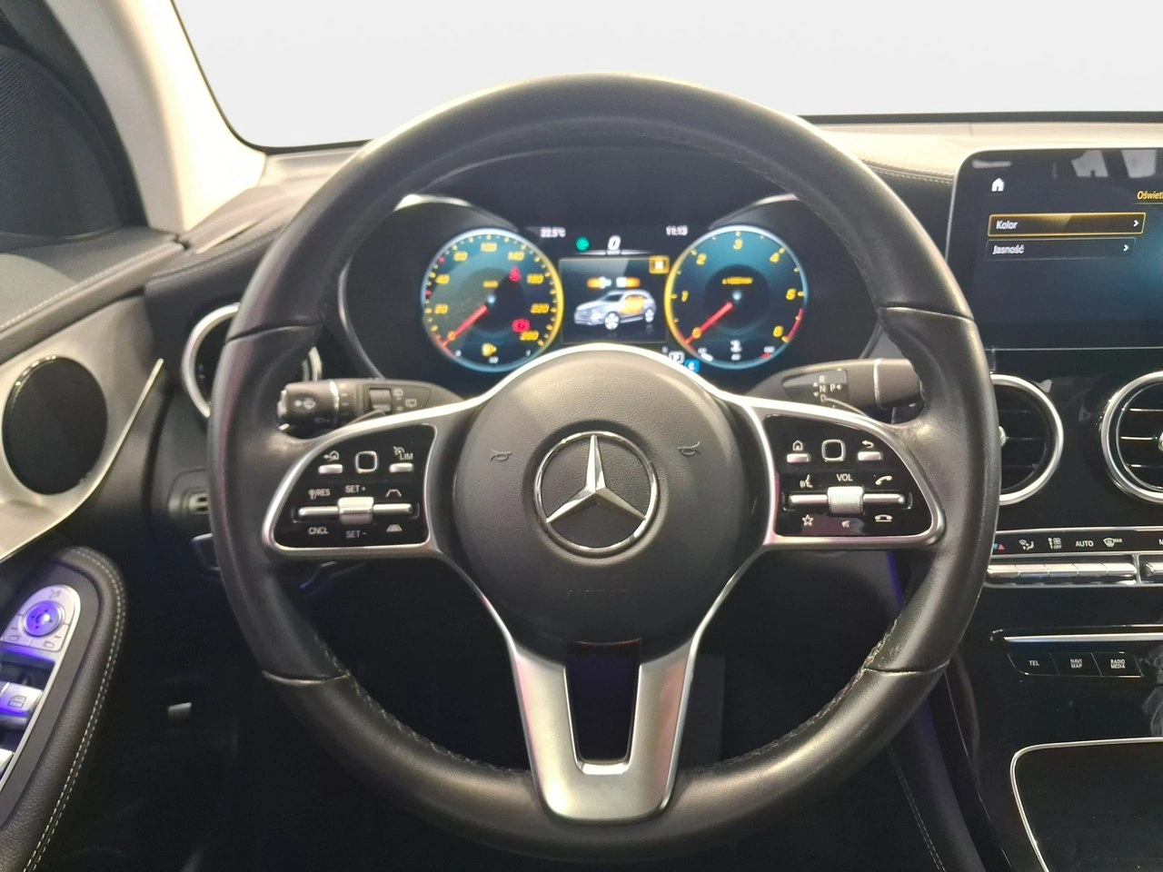 Mercedes GLC 220 - Zdjęcie 15