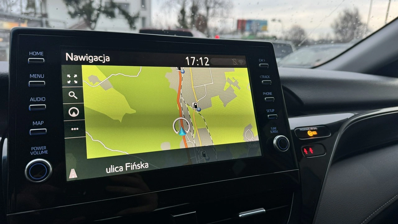 Toyota Camry - Zdjęcie 23