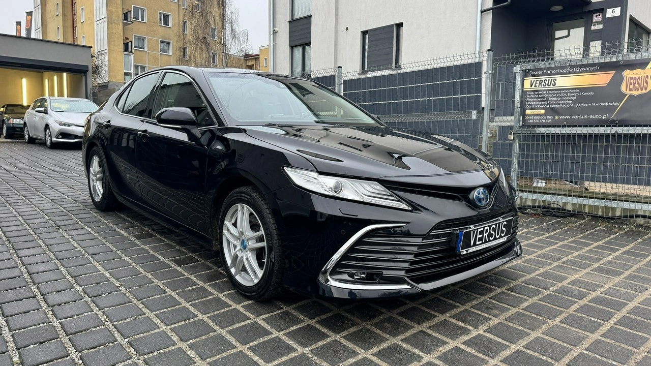 Toyota Camry - Zdjęcie 2