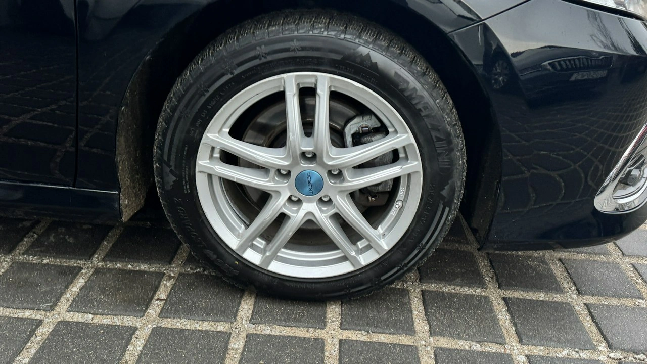 Toyota Camry - Zdjęcie 29