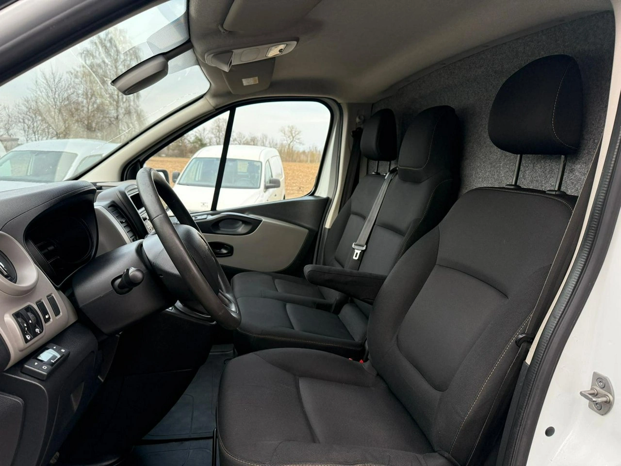 Renault Trafic - Zdjęcie 14