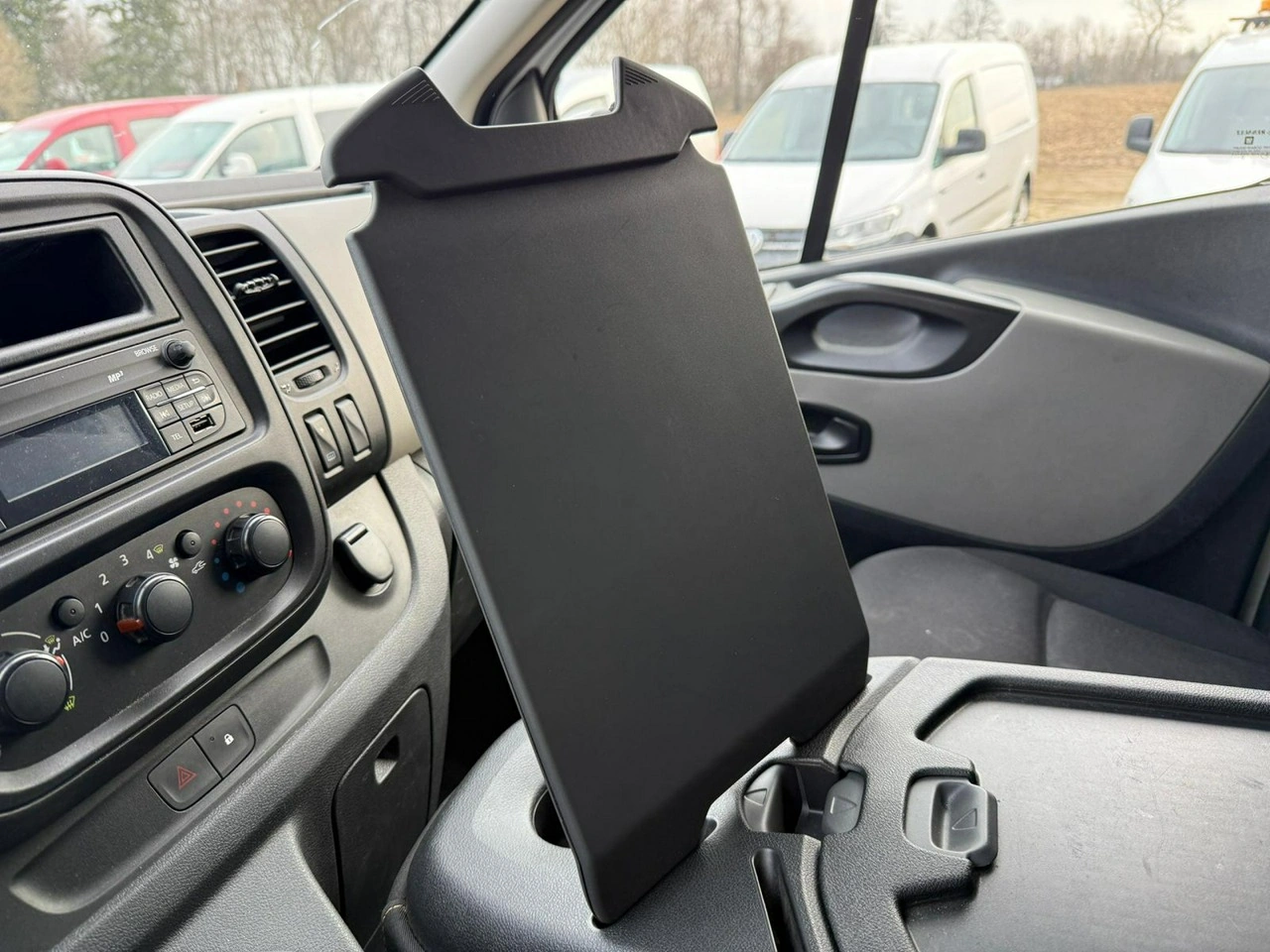 Renault Trafic - Zdjęcie 19