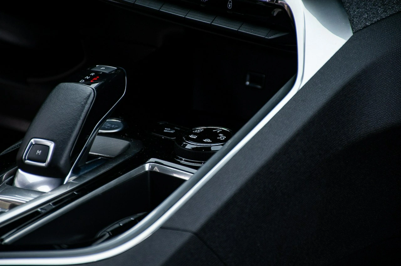 Peugeot 3008 - Zdjęcie 31