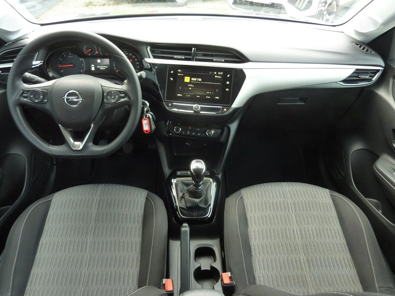 Opel Corsa - Zdjęcie 18