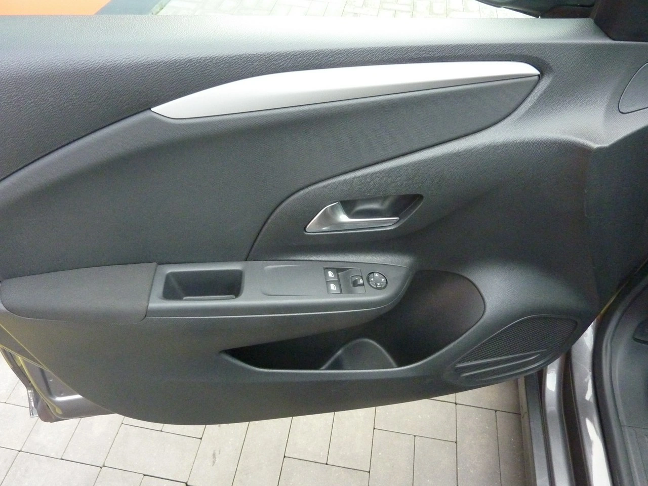 Opel Corsa - Zdjęcie 35