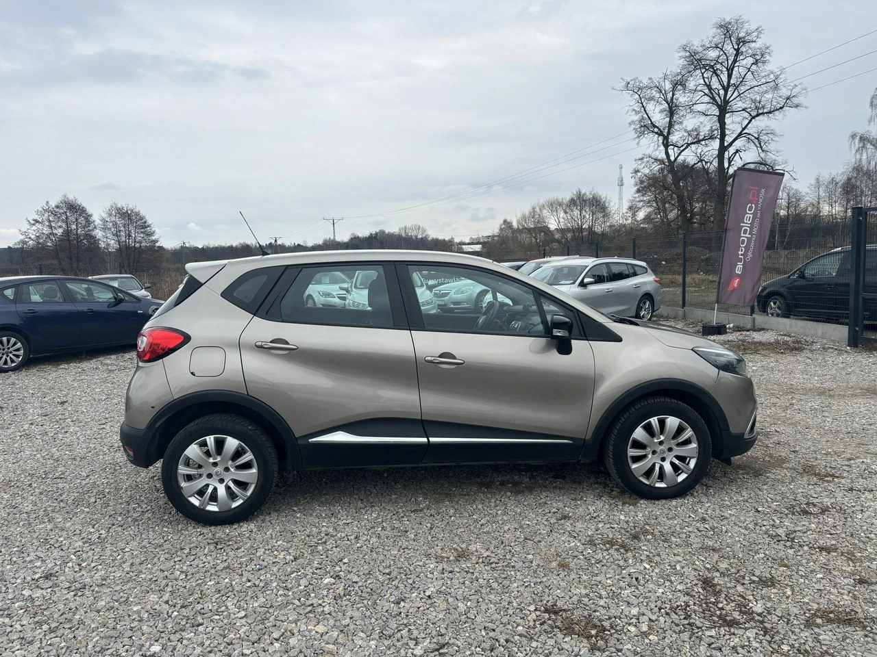 Renault Captur - Zdjęcie 11