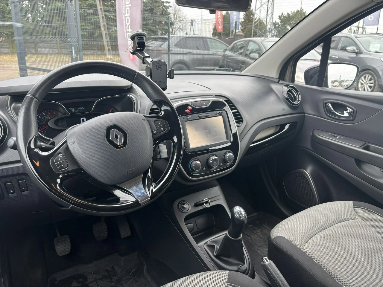 Renault Captur - Zdjęcie 18